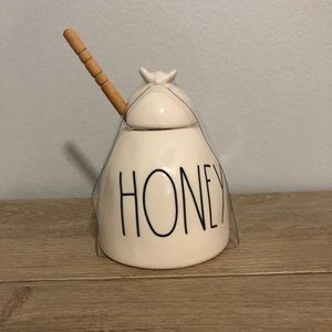 Rae Dunn honey pot